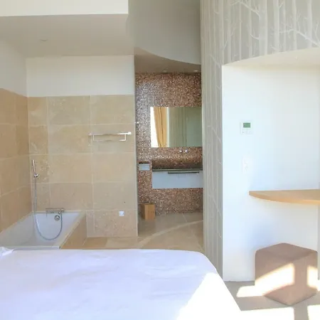 L'hotel Particulier Guilhon Bed & Breakfast Lectoure