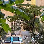 L'hotel Particulier Guilhon فندق مبيت وإفطار 4*