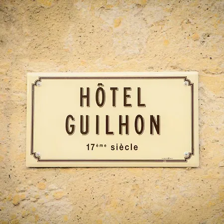 L'hotel Particulier Guilhon Bed & Breakfast 4*